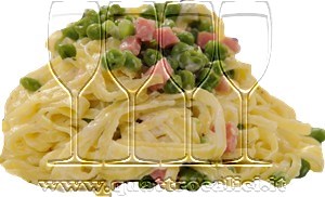 Tagliatelle panna, piselli, prosciutto